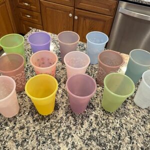 14 lot of Colorful Reusable Plastic Cups Set